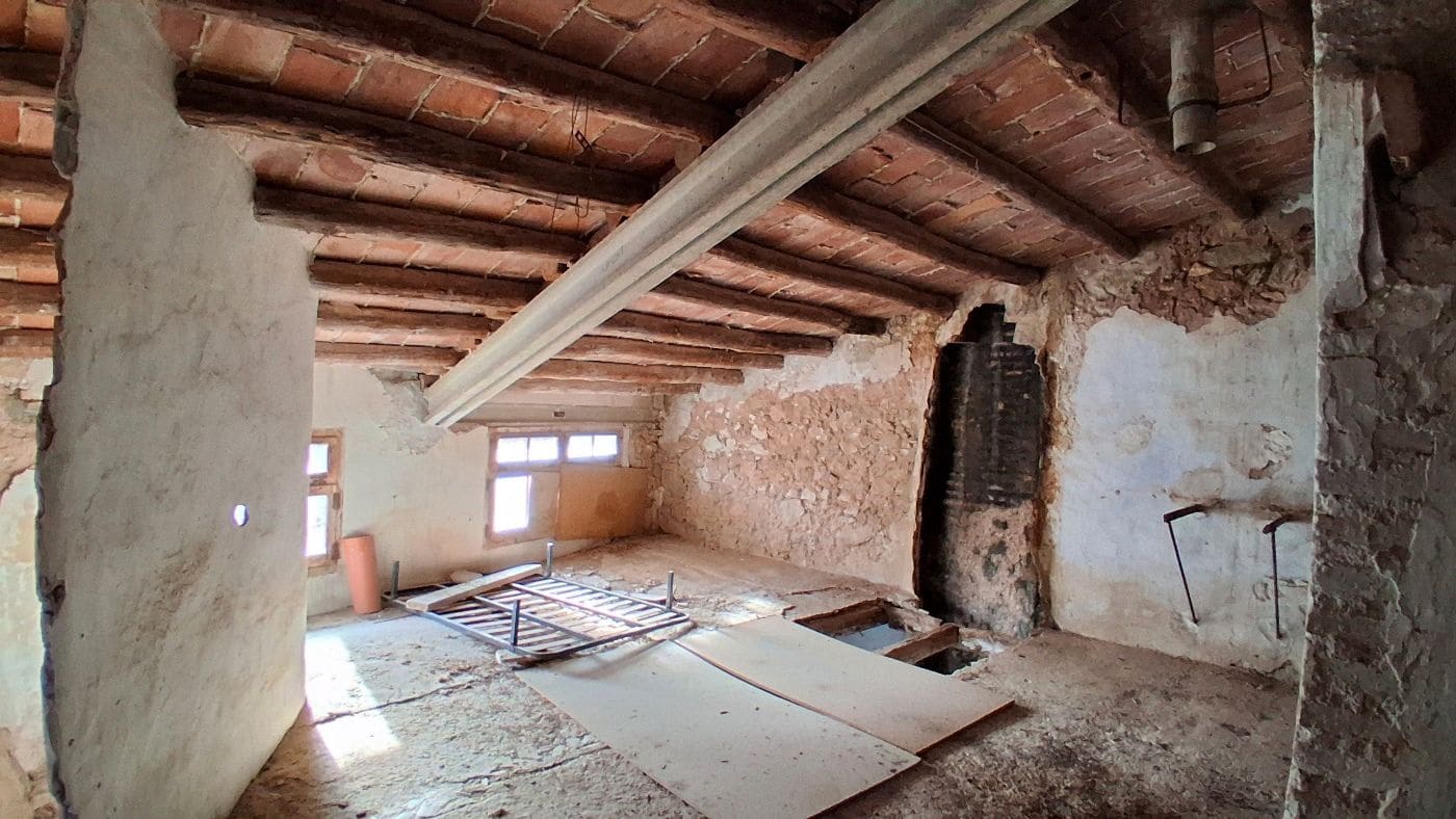 3 sovrum Semi-fristående Villa till salu i La Torre de Fontaubella med garage - 62 000 € (Ref: 9617972)