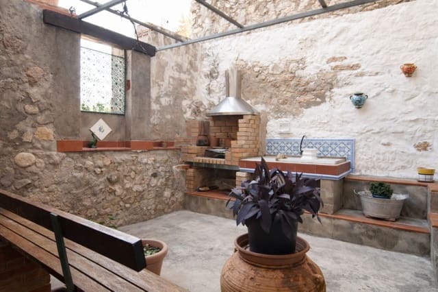 4 slaapkamer Huis te koop in Garcia - € 240.000 (Ref: 9628025)