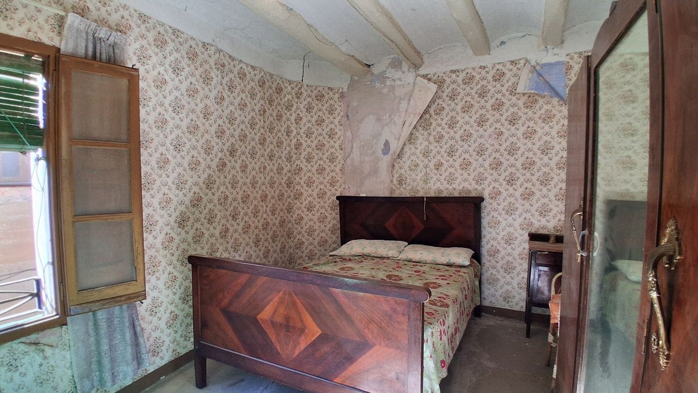 2 bedroom Townhouse for sale in Rasquera with garage - € 53,000 (Ref: 9663332)