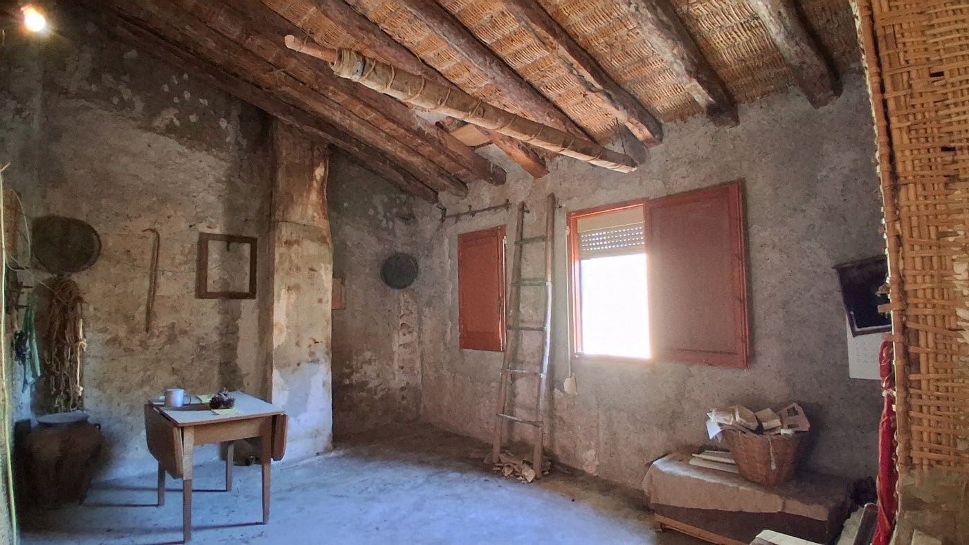 2 bedroom Townhouse for sale in Rasquera with garage - € 53,000 (Ref: 9663332)