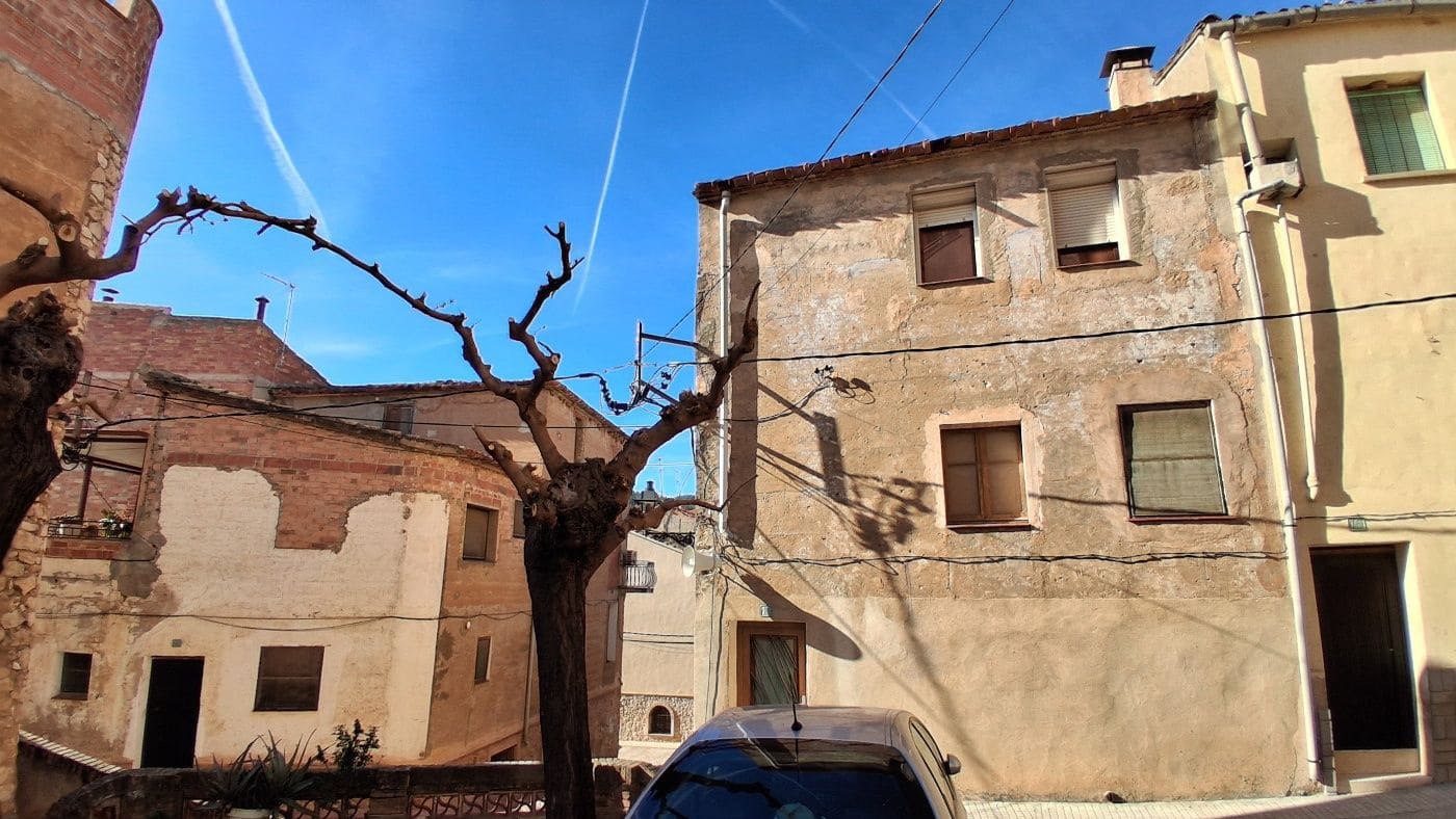 2 bedroom Townhouse for sale in Rasquera with garage - € 53,000 (Ref: 9663332)