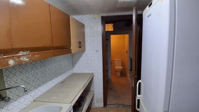Casa de 5 habitaciones en Rasquera en venta con garaje - 60.000 € (Ref: 9663366)