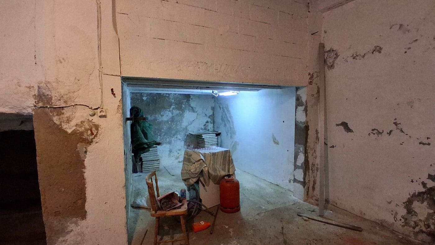 5 bedroom Townhouse for sale in Rasquera with garage - € 60,000 (Ref: 9663366)