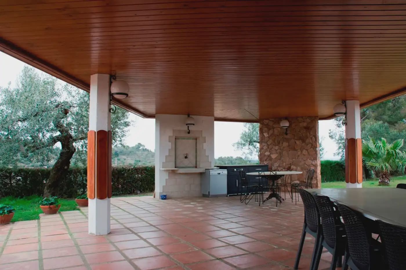 9 soverom Villa til salgs i Riudecanyes med svømmebasseng garasje - € 800 000 (Ref: 9801403)