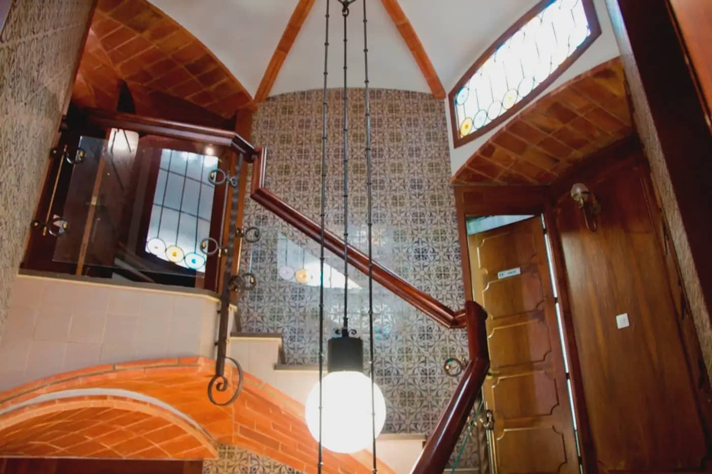 9 soverom Villa til salgs i Riudecanyes med svømmebasseng garasje - € 800 000 (Ref: 9801403)