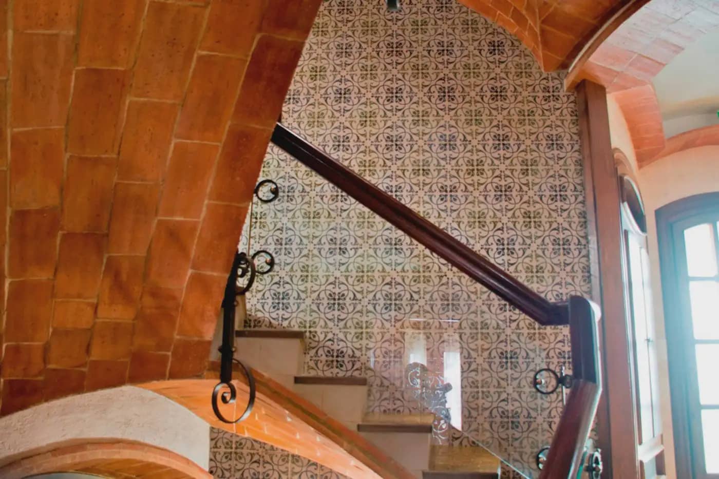 9 soverom Villa til salgs i Riudecanyes med svømmebasseng garasje - € 800 000 (Ref: 9801403)