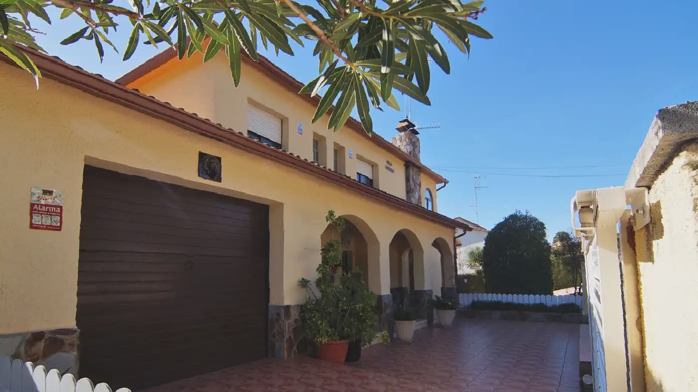 5 camera da letto Villa in vendita in Roda de Bara - 695.000 € (Rif: 9801404)