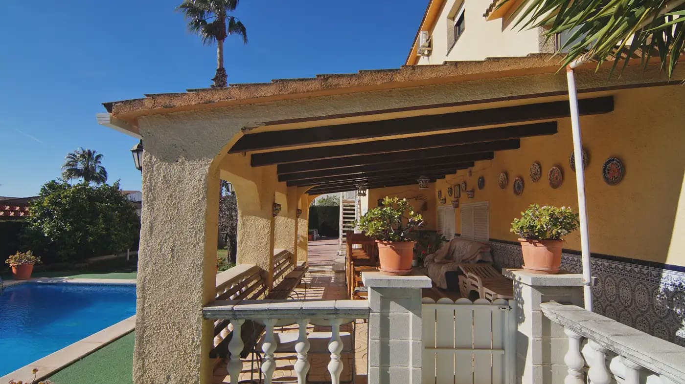 5 camera da letto Villa in vendita in Roda de Bara - 695.000 € (Rif: 9801404)