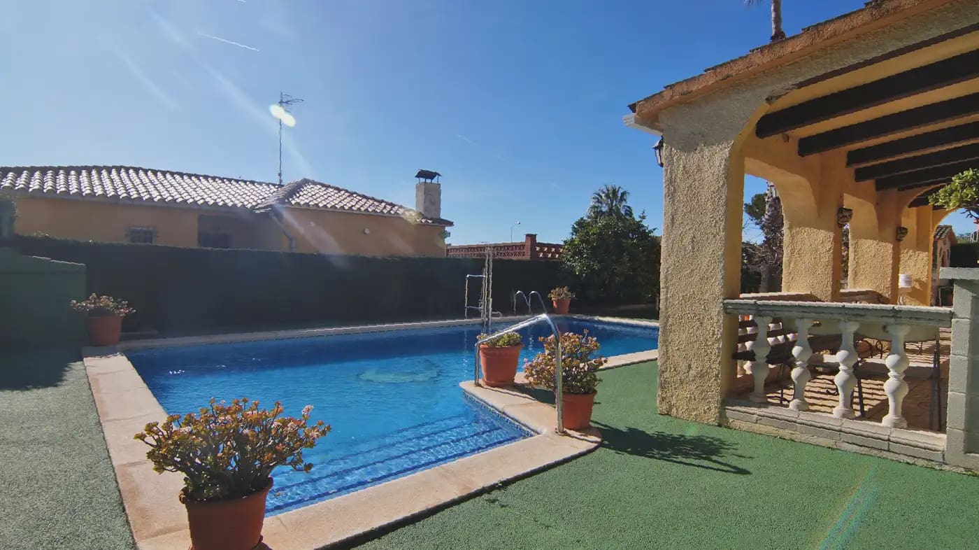 5 camera da letto Villa in vendita in Roda de Bara - 695.000 € (Rif: 9801404)