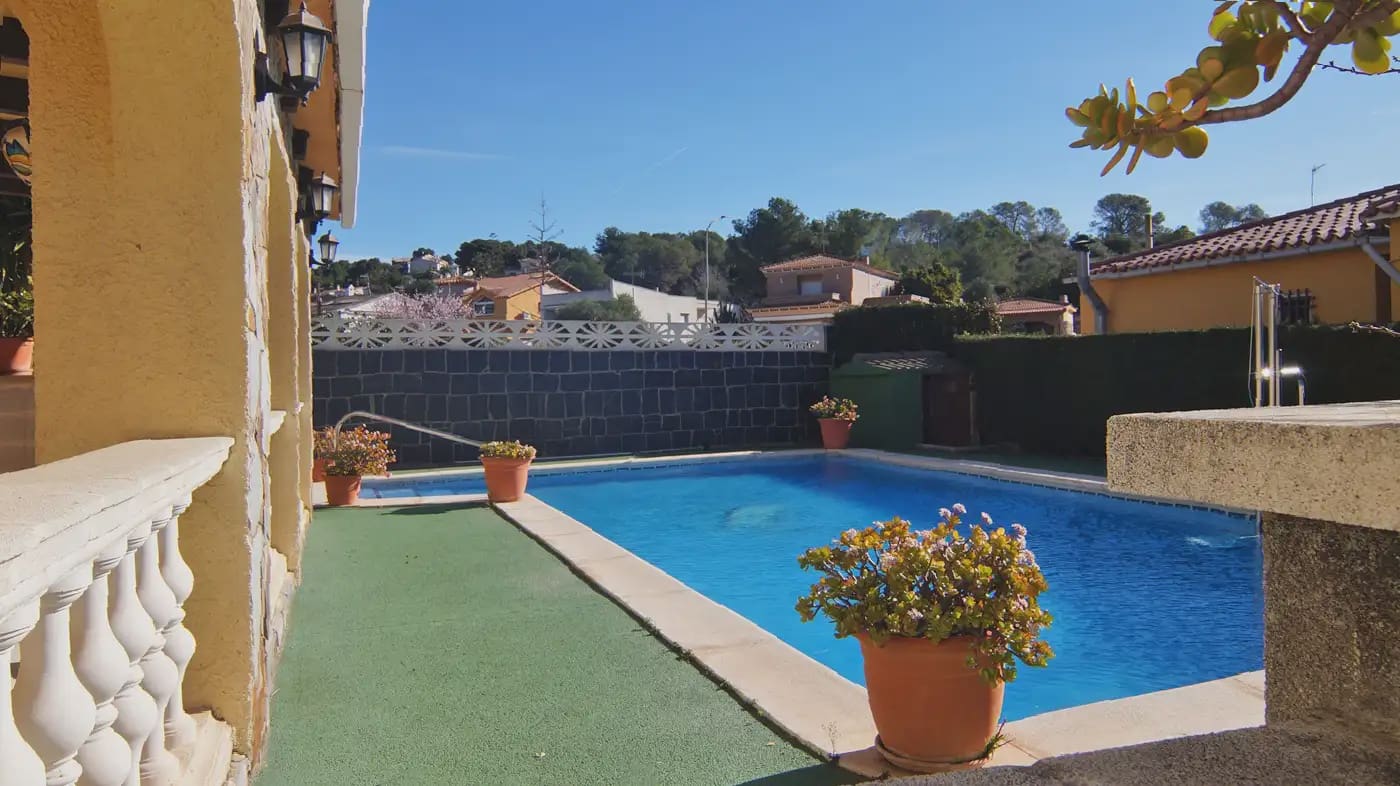 5 camera da letto Villa in vendita in Roda de Bara - 695.000 € (Rif: 9801404)