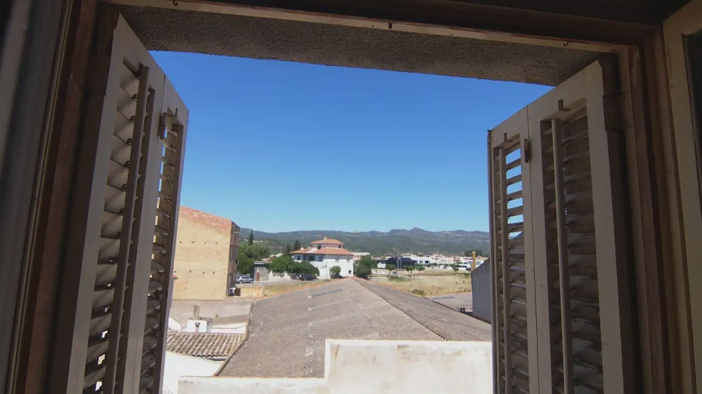 6 bedroom Townhouse for sale in Mora la Nova - € 130,000 (Ref: 9897302)