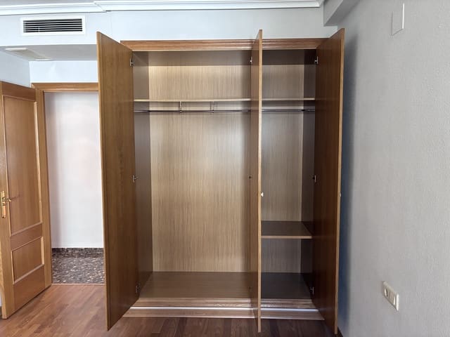 2 Zimmer Wohnung zu vermieten in Torrent - 1.100 € (Ref: 9705119)