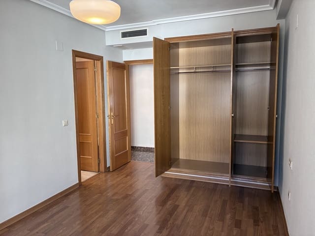 2 Zimmer Wohnung zu vermieten in Torrent - 1.100 € (Ref: 9705119)