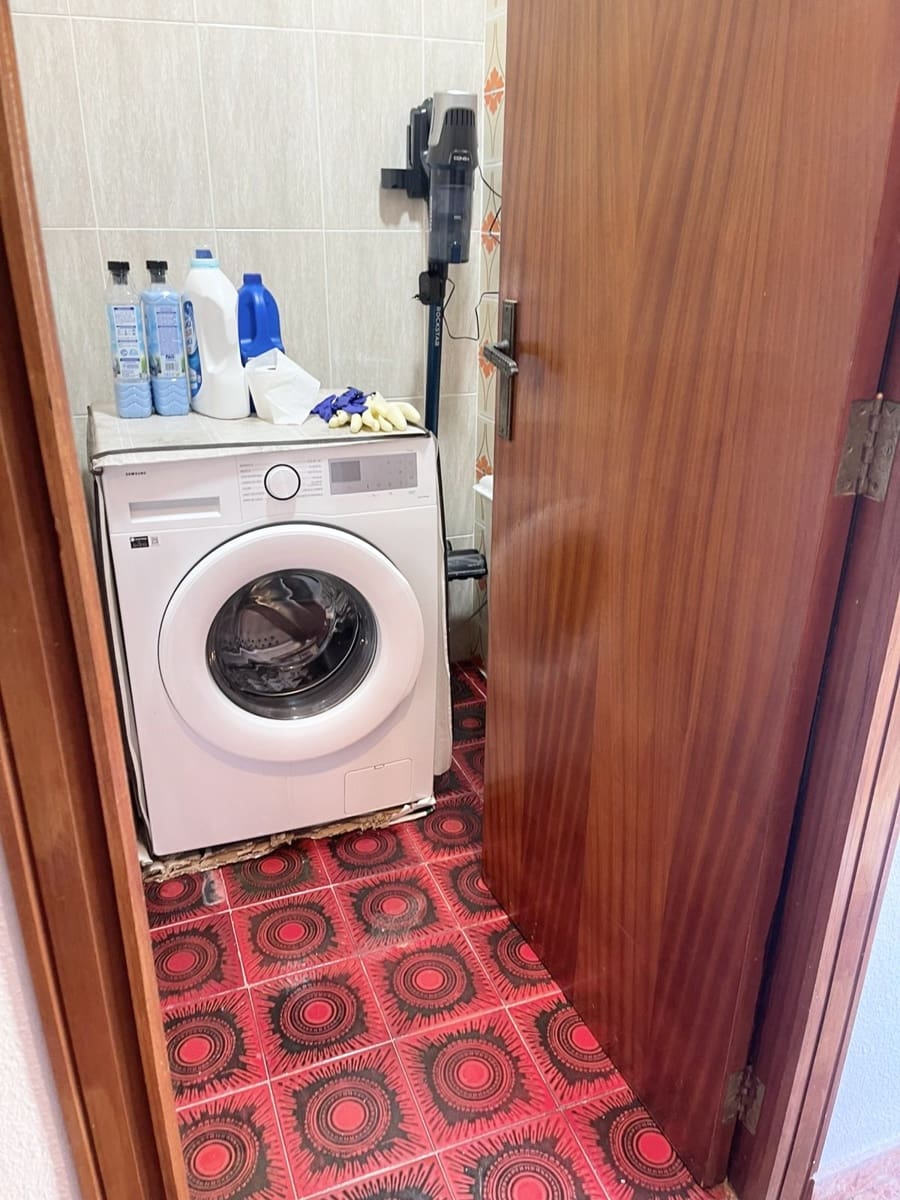 4 slaapkamer Flat te koop in Masalaves - € 120.000 (Ref: 9705120)