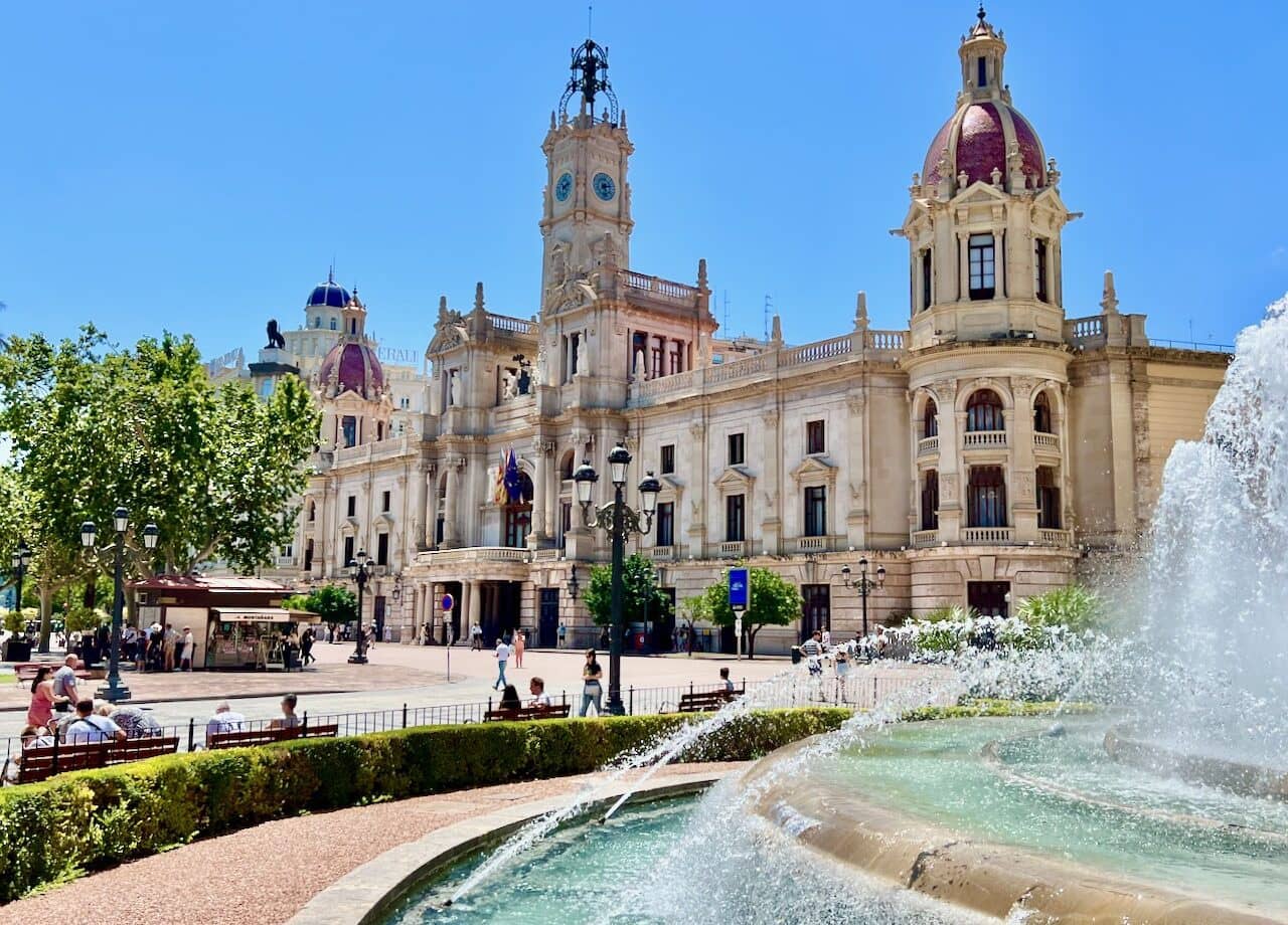 3 bedroom Flat for sale in Valencia city - € 950,000 (Ref: 9824582)