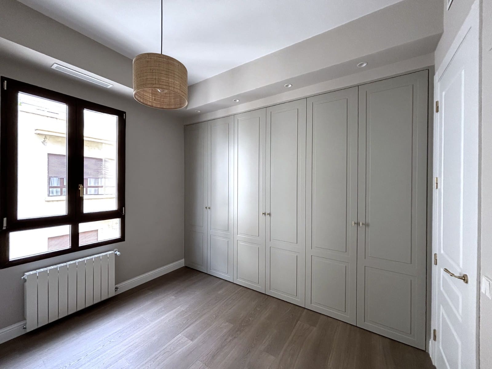 3 bedroom Flat for sale in Valencia city - € 950,000 (Ref: 9824582)