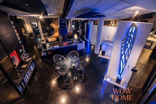 5 makuuhuone Toimisto myytävänä paikassa El Poblenou, Barcelona kaupunki mukana uima-altaan 
autotalli - 7 000 000 € (Ref: 9629247)