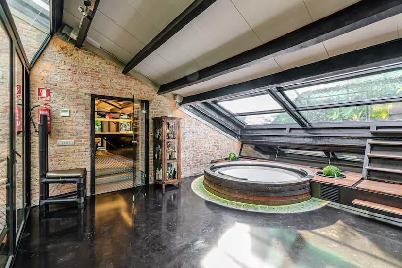 5 makuuhuone Toimisto myytävänä paikassa Barcelona kaupunki mukana uima-altaan 
autotalli - 7 000 000 € (Ref: 9629247)