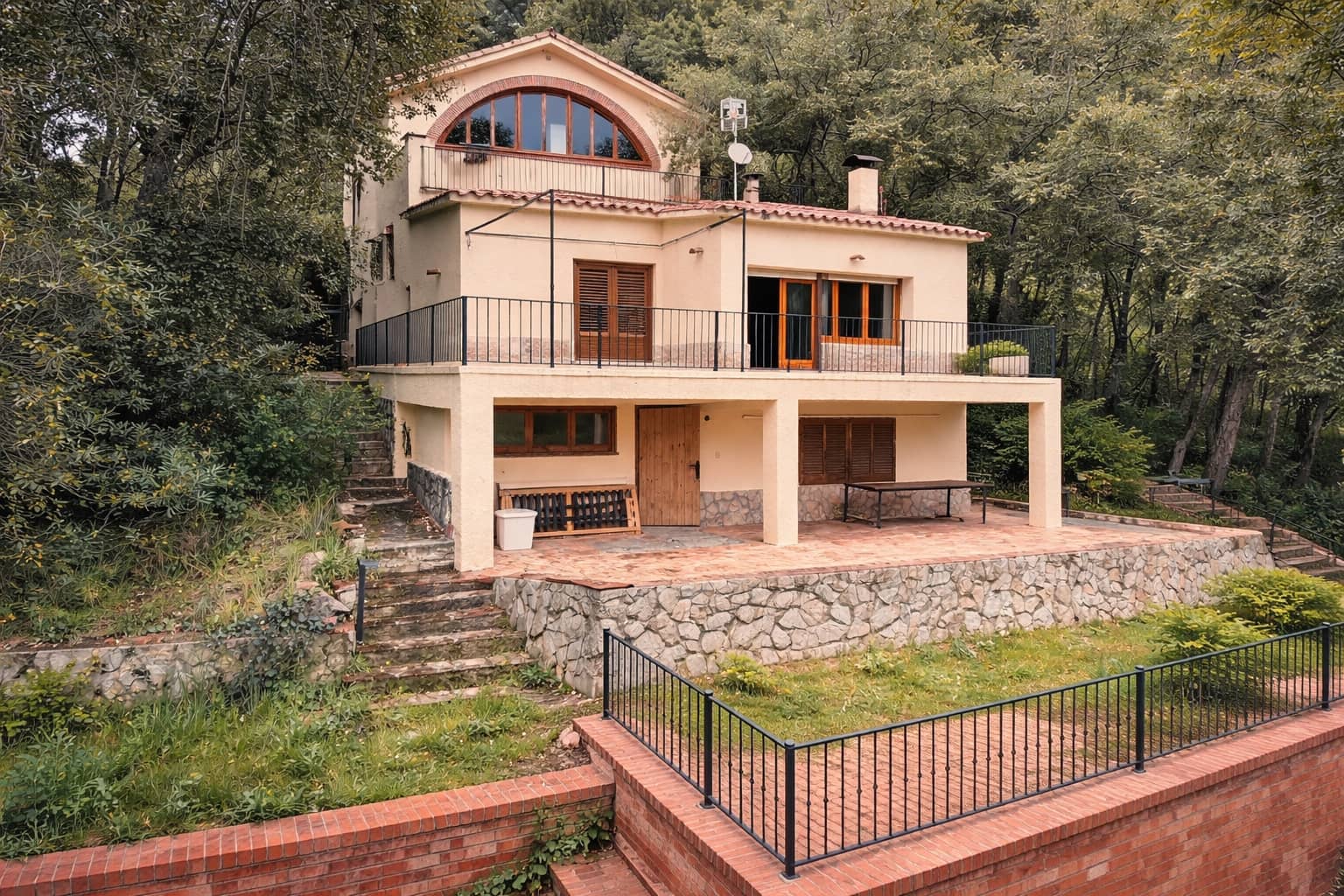 5 Zimmer Villa zu verkaufen in Santa Cristina d'Aro mit Garage - 460.000 € (Ref: 9632773)