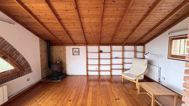 5 Zimmer Villa zu verkaufen in Santa Cristina d'Aro mit Garage - 460.000 € (Ref: 9632773)