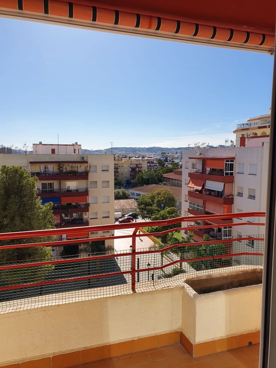 3 bedroom Apartment for sale in Fuengirola - € 345,000 (Ref: 9609961)