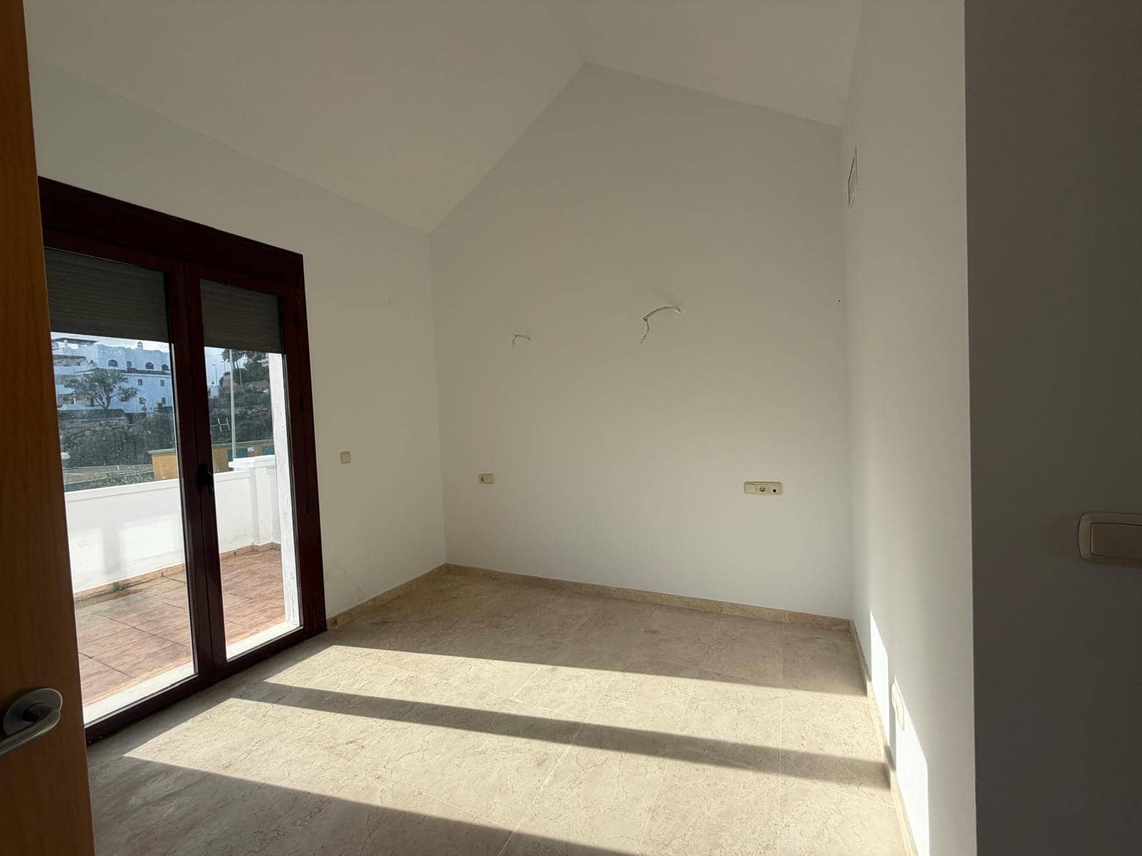 3 bedroom Terraced Villa for sale in Casares - € 511,000 (Ref: 9679082)