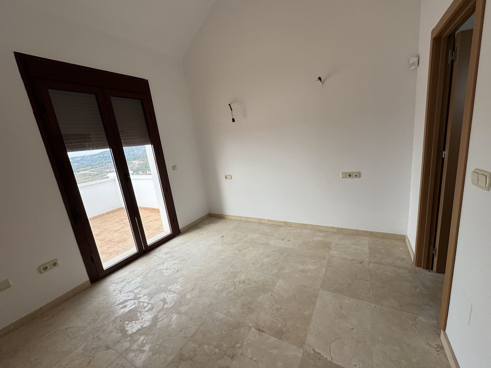 3 makuuhuone Rivitalo myytävänä paikassa Casares - 340 000 € (Ref: 9683900)