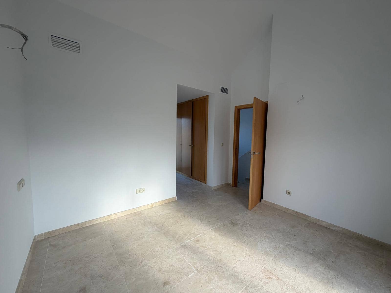 2 makuuhuone Rivitalo myytävänä paikassa Casares - 370 000 € (Ref: 9685669)