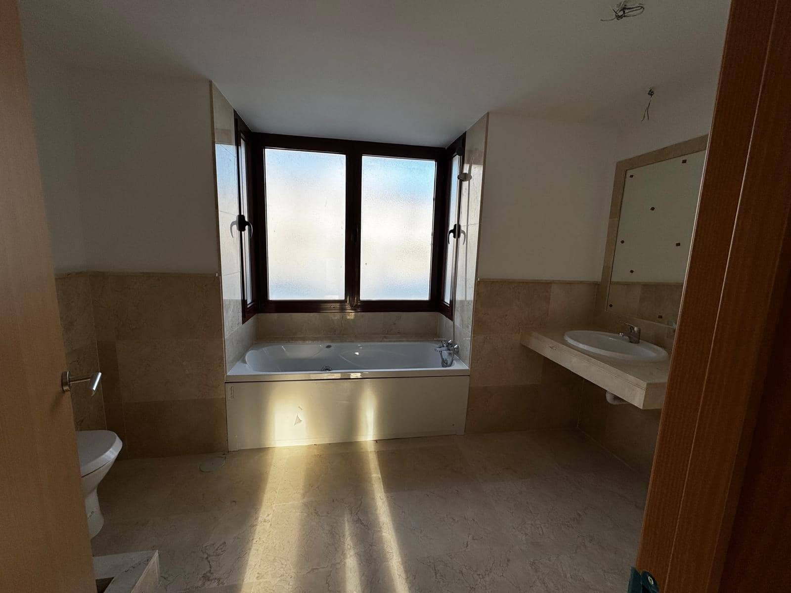 2 makuuhuone Rivitalo myytävänä paikassa Casares - 370 000 € (Ref: 9685669)