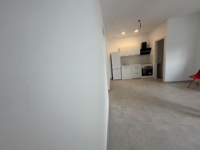 Apartamento de 2 habitaciones en San Pedro de Alcántara Pueblo, Marbella en venta - 225.000 € (Ref: 9688482)