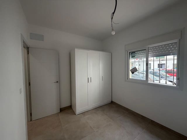 Apartamento de 2 habitaciones en San Pedro de Alcántara Pueblo, Marbella en venta - 225.000 € (Ref: 9688482)