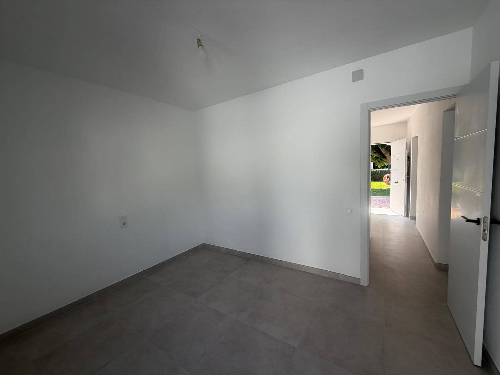 2 chambre Villa/Maison Mitoyenne à vendre à San Pedro de Alcantara avec piscine - 490 000 € (Ref: 9795664)