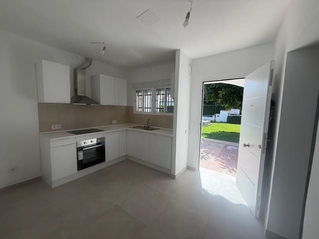 2 soverom Rekkehus til salgs i San Pedro de Alcántara Pueblo, Marbella med svømmebasseng - € 490 000 (Ref: 9795664)