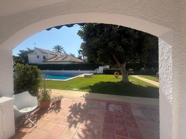 2 soverom Rekkehus til salgs i San Pedro de Alcántara Pueblo, Marbella med svømmebasseng - € 490 000 (Ref: 9795664)