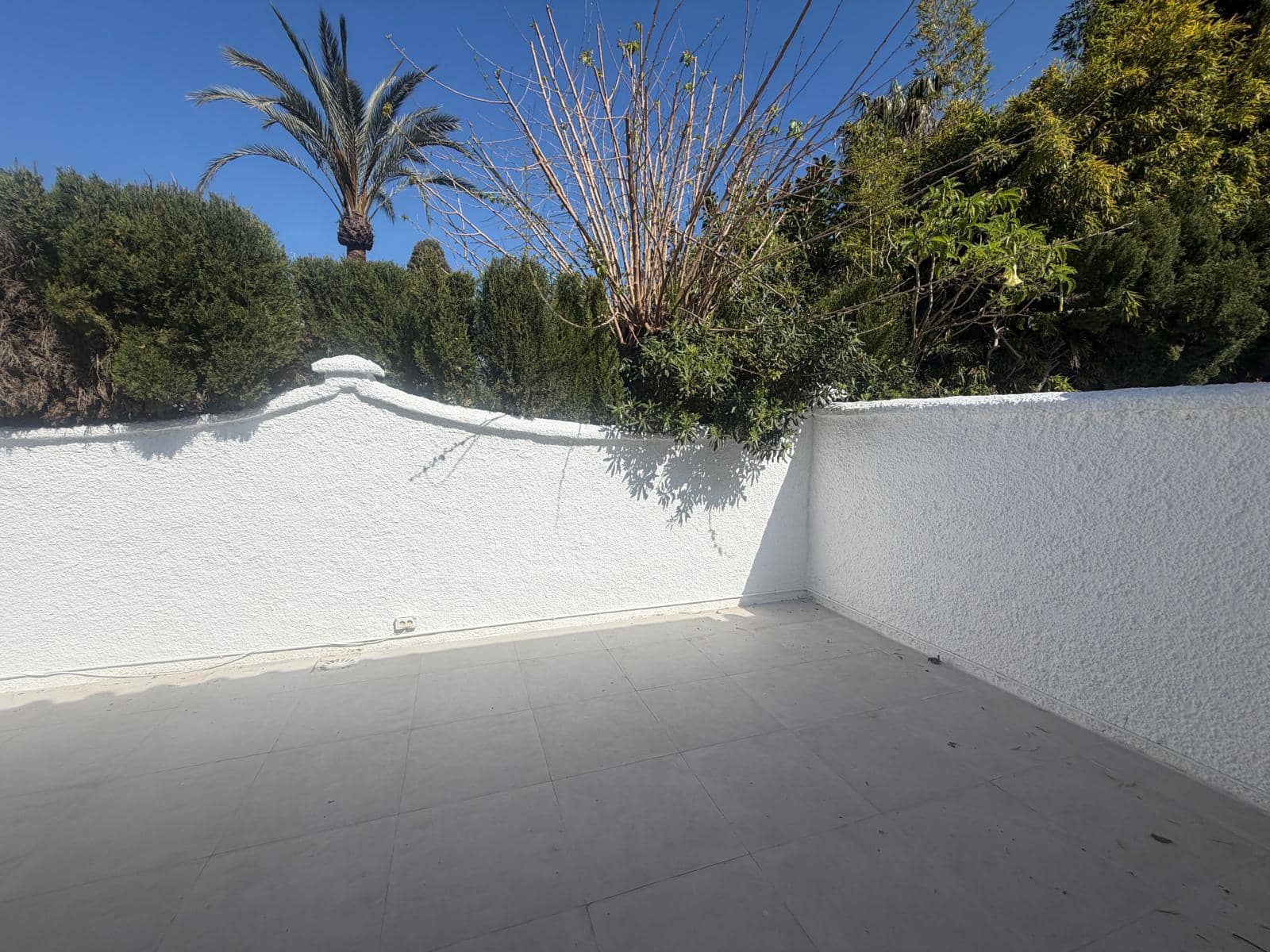 2 chambre Villa/Maison Mitoyenne à vendre à San Pedro de Alcantara avec piscine - 490 000 € (Ref: 9795664)