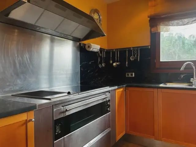 4 slaapkamer Villa te koop in Bescano met garage - € 1.090.000 (Ref: 9849992)