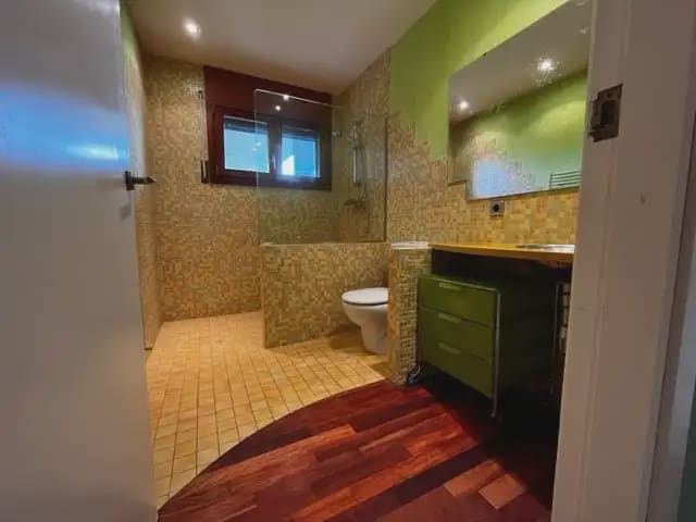 4 slaapkamer Villa te koop in Bescano met garage - € 1.090.000 (Ref: 9849992)