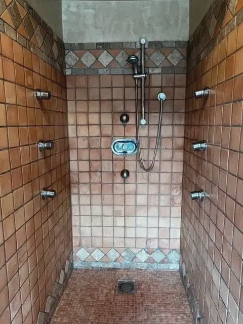 4 slaapkamer Villa te koop in Bescano met garage - € 1.090.000 (Ref: 9849992)