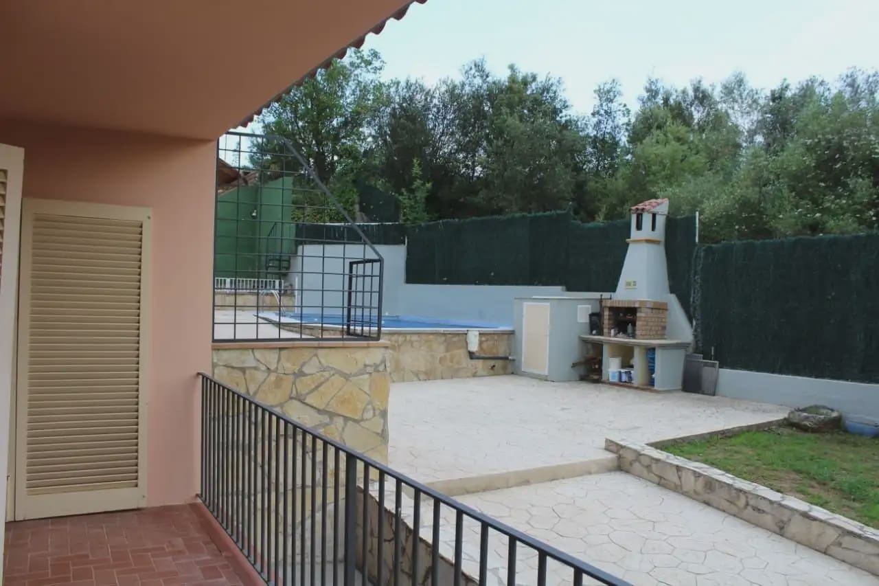 4 slaapkamer Villa te koop in Quart met zwembad garage - € 490.000 (Ref: 9849994)