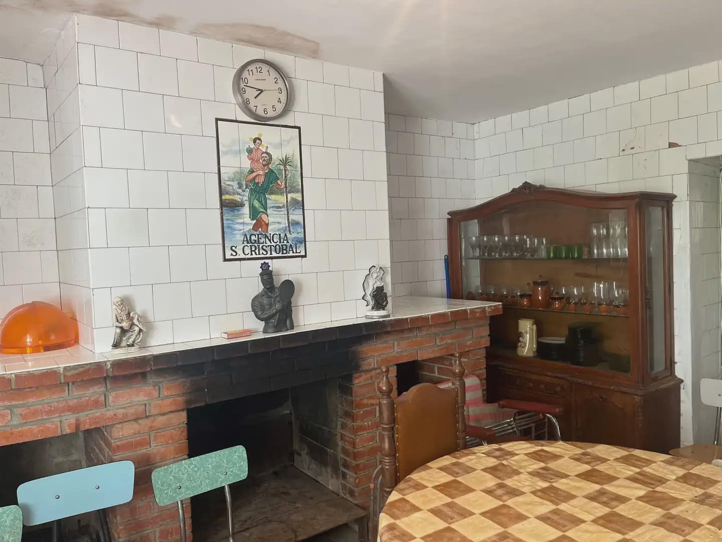 10 soveværelse Finca/Landehus til salg i Bescano med garage - € 250.000 (Ref: 9850002)