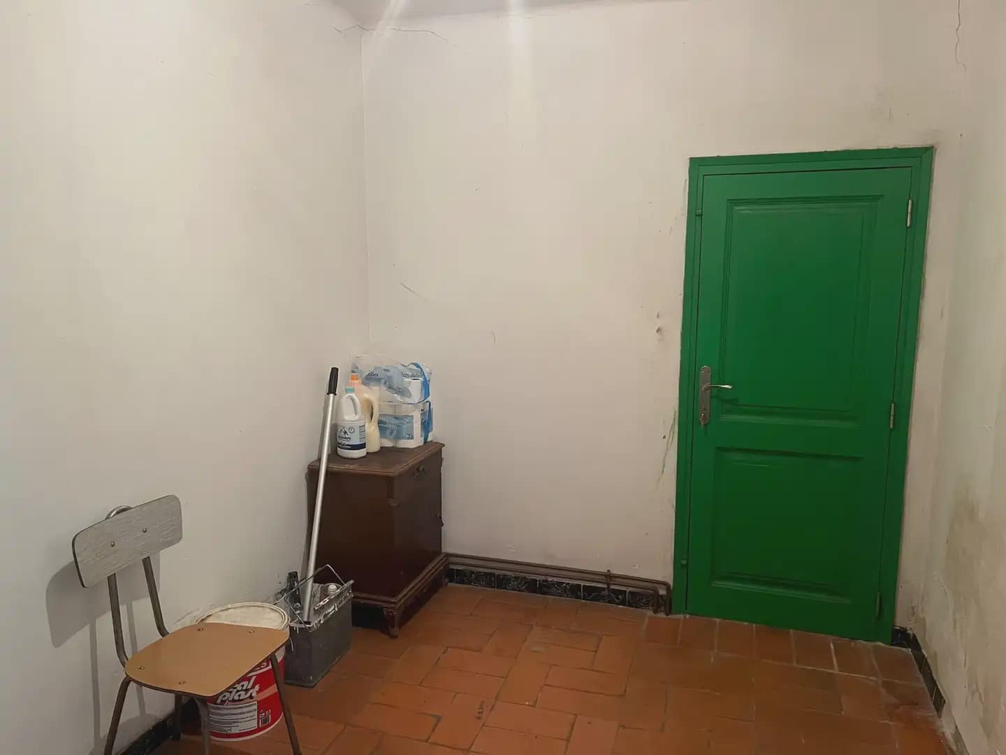 10 soveværelse Finca/Landehus til salg i Bescano med garage - € 250.000 (Ref: 9850002)