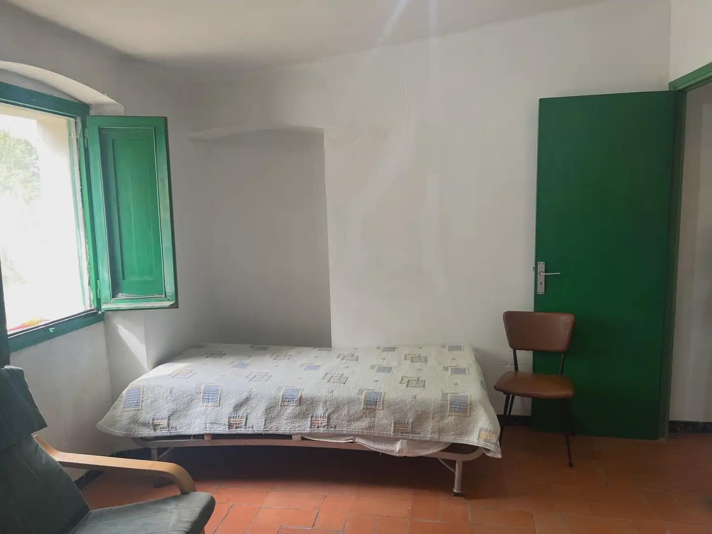 10 soveværelse Finca/Landehus til salg i Bescano med garage - € 250.000 (Ref: 9850002)