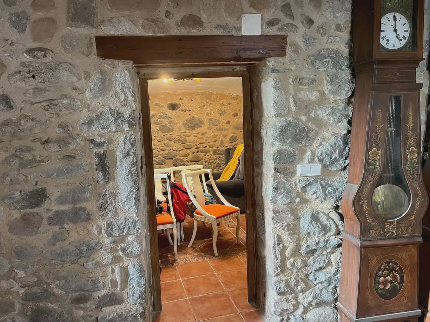 6 bedroom Semi-detached Villa for sale in Bescano with pool garage - € 350,000 (Ref: 9850008)