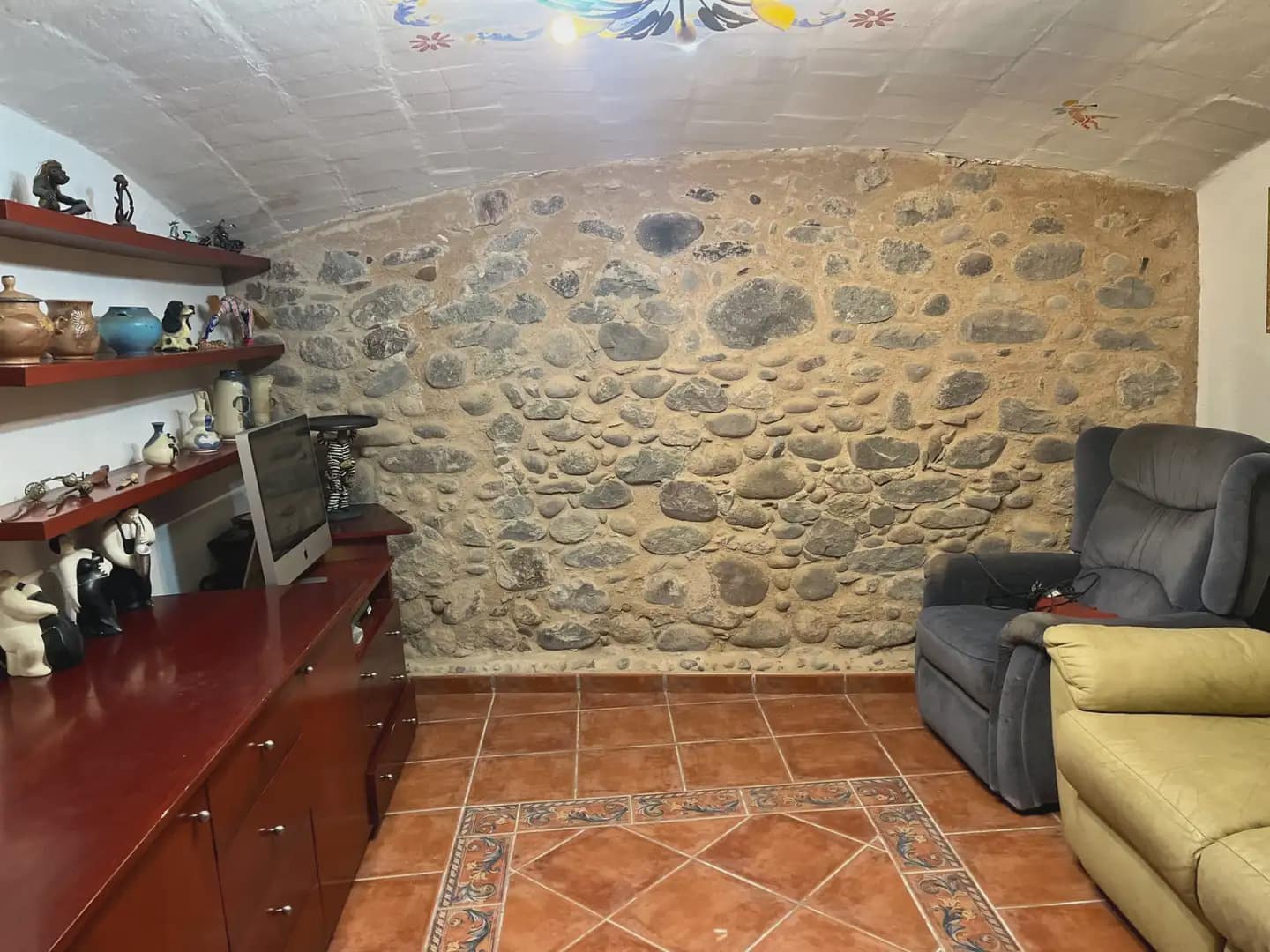 6 bedroom Semi-detached Villa for sale in Bescano with pool garage - € 350,000 (Ref: 9850008)