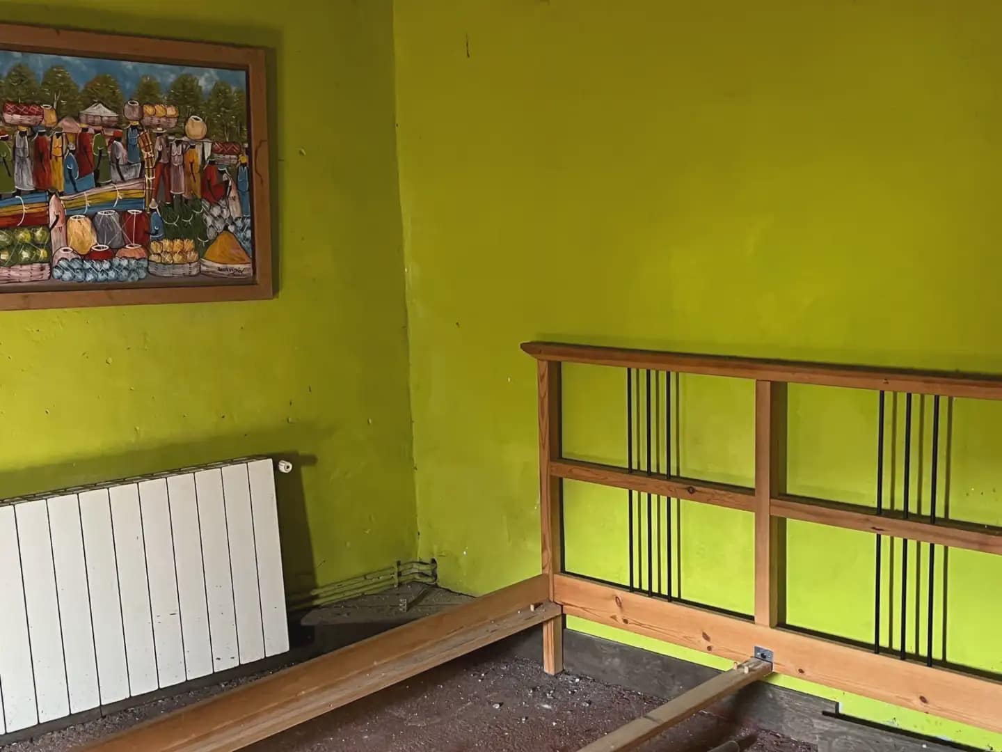 6 bedroom Semi-detached Villa for sale in Bescano with pool garage - € 350,000 (Ref: 9850008)