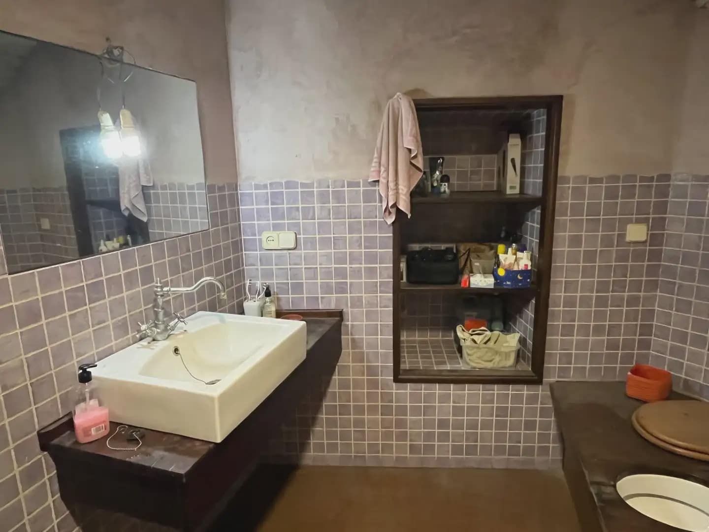 6 bedroom Semi-detached Villa for sale in Bescano with pool garage - € 350,000 (Ref: 9850008)