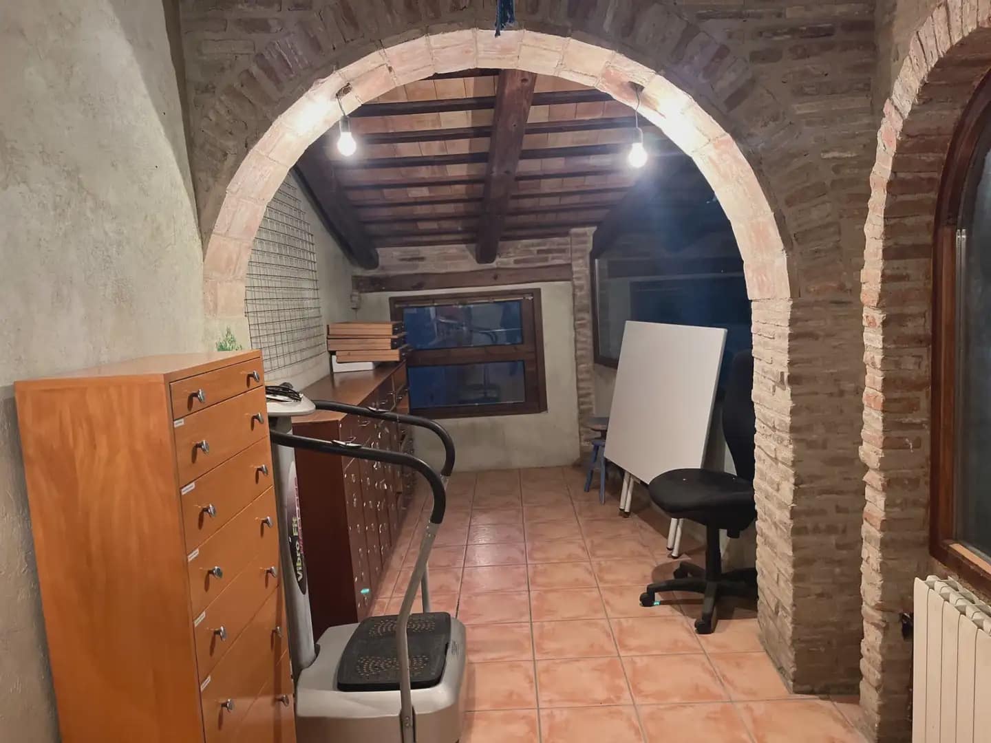 6 bedroom Semi-detached Villa for sale in Bescano with pool garage - € 350,000 (Ref: 9850008)