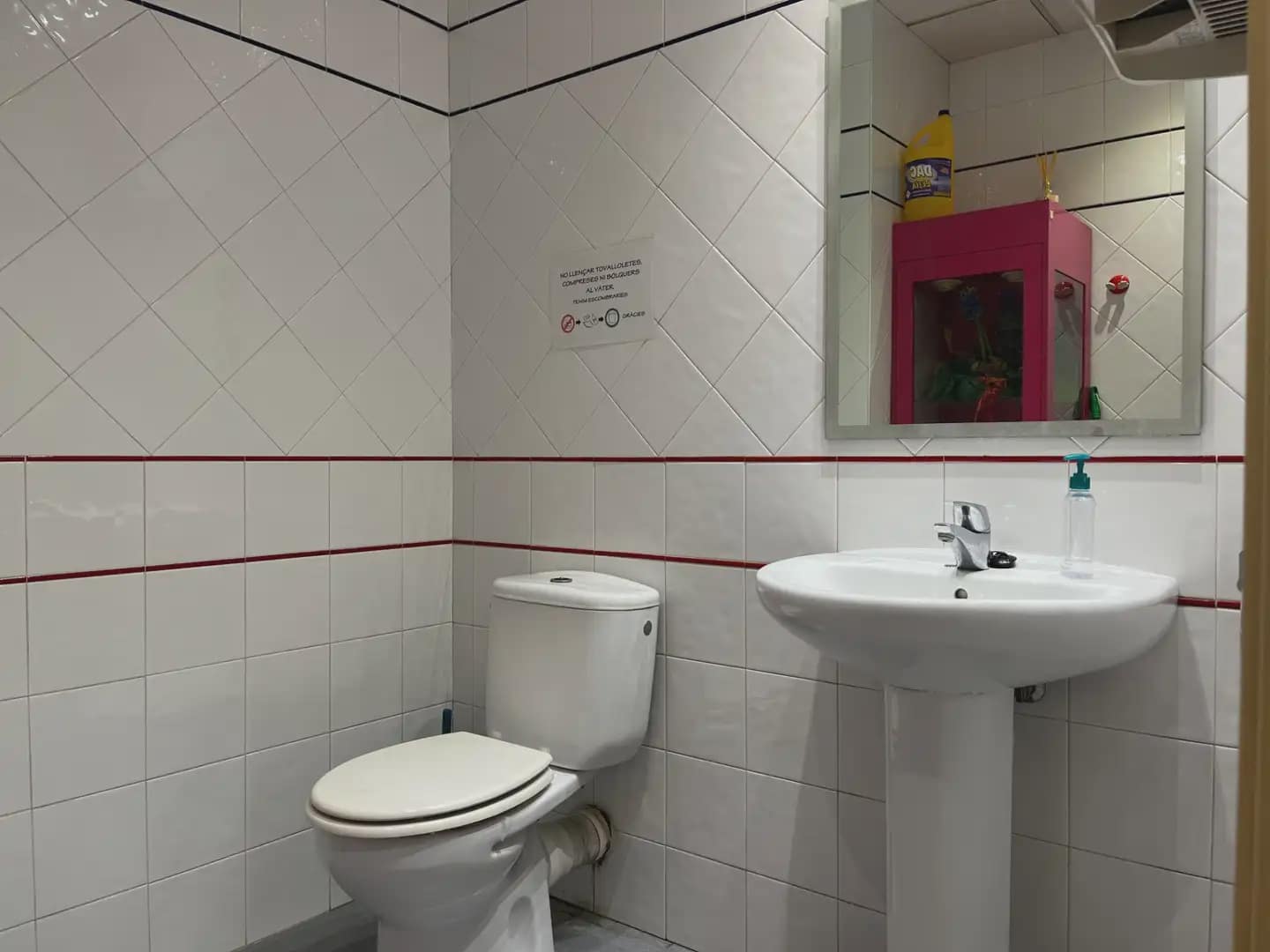 Commercial for sale in Girona city - € 743,000 (Ref: 9850016)