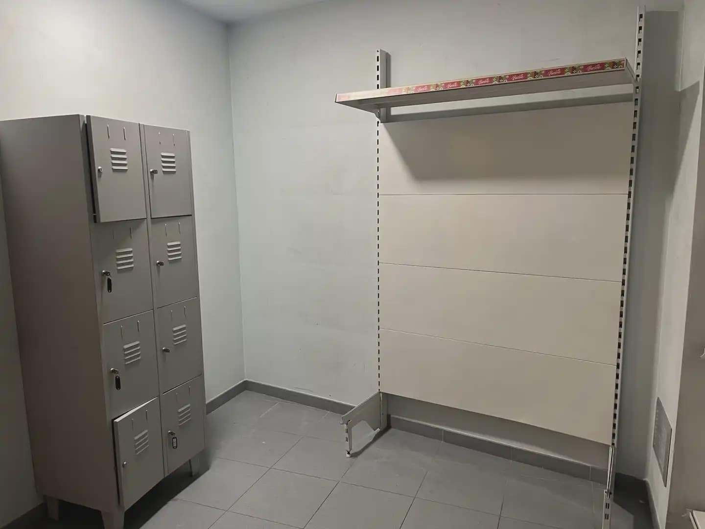 Commercial for sale in Girona city - € 743,000 (Ref: 9850016)