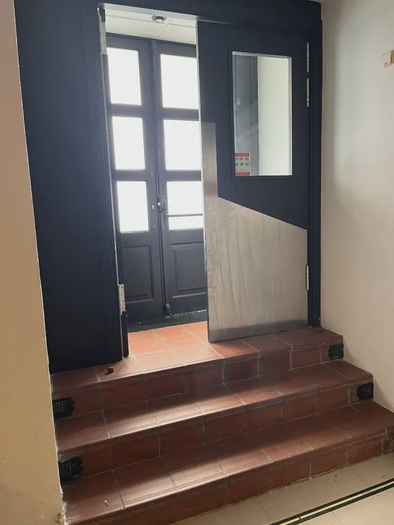 Commercial for sale in Sant Hilari Sacalm - € 225,000 (Ref: 9858887)